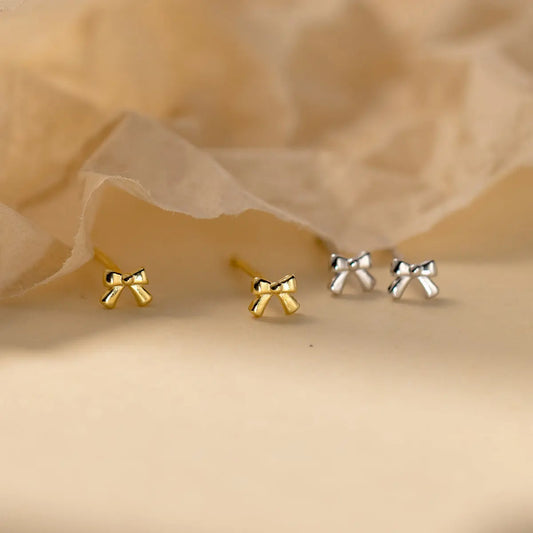 Foot silver 999 fresh and sweet ins style niche design cute mini bow stud earrings