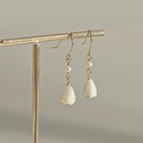 925 Sterling Silver Natural Pearl Shell Orchid Earrings Women's French Retro Earrings Niche Design New TWINKLE QUEEN