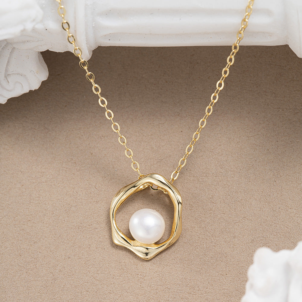 Cultured Freashwater Pear 14K Gold Plated 925 Sterling Silver Flower Shaped Necklace
