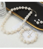 Baroque flower-shaped pearl necklace set.Bold Nature. Unapologetic Style. TWINKLE QUEEN