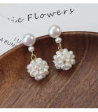 Baroque flower-shaped pearl necklace set.Bold Nature. Unapologetic Style. TWINKLE QUEEN